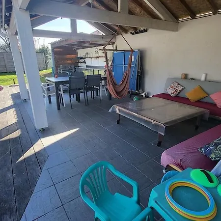 Appartement Climatise Avec Piscine Lons