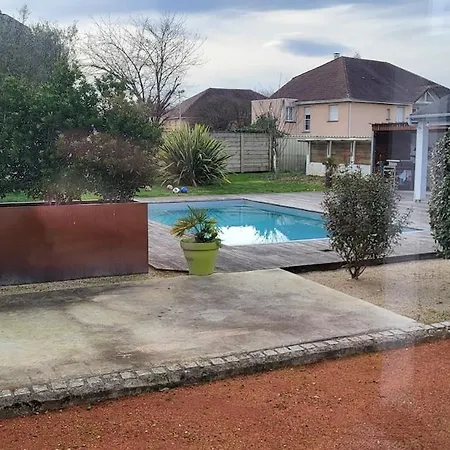 Climatise Avec Piscine *