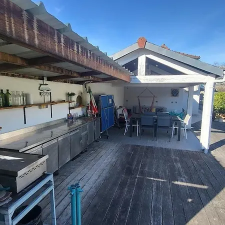 Appartement Climatise Avec Piscine